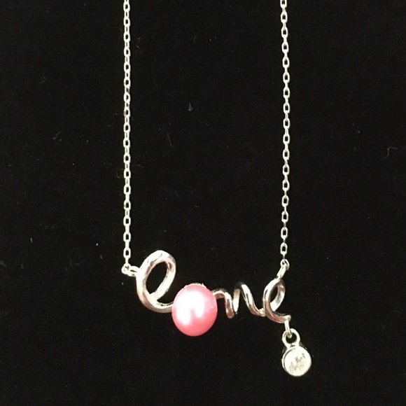 LOVE necklace - Picture 1 of 2